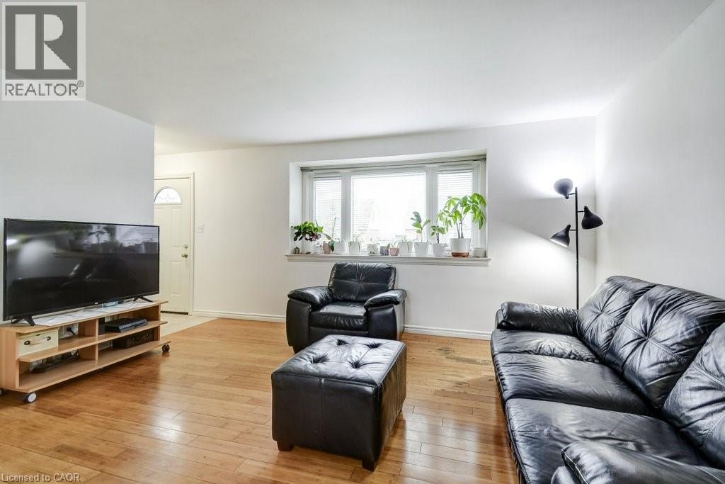 624 BRIGHTON Avenue - 9