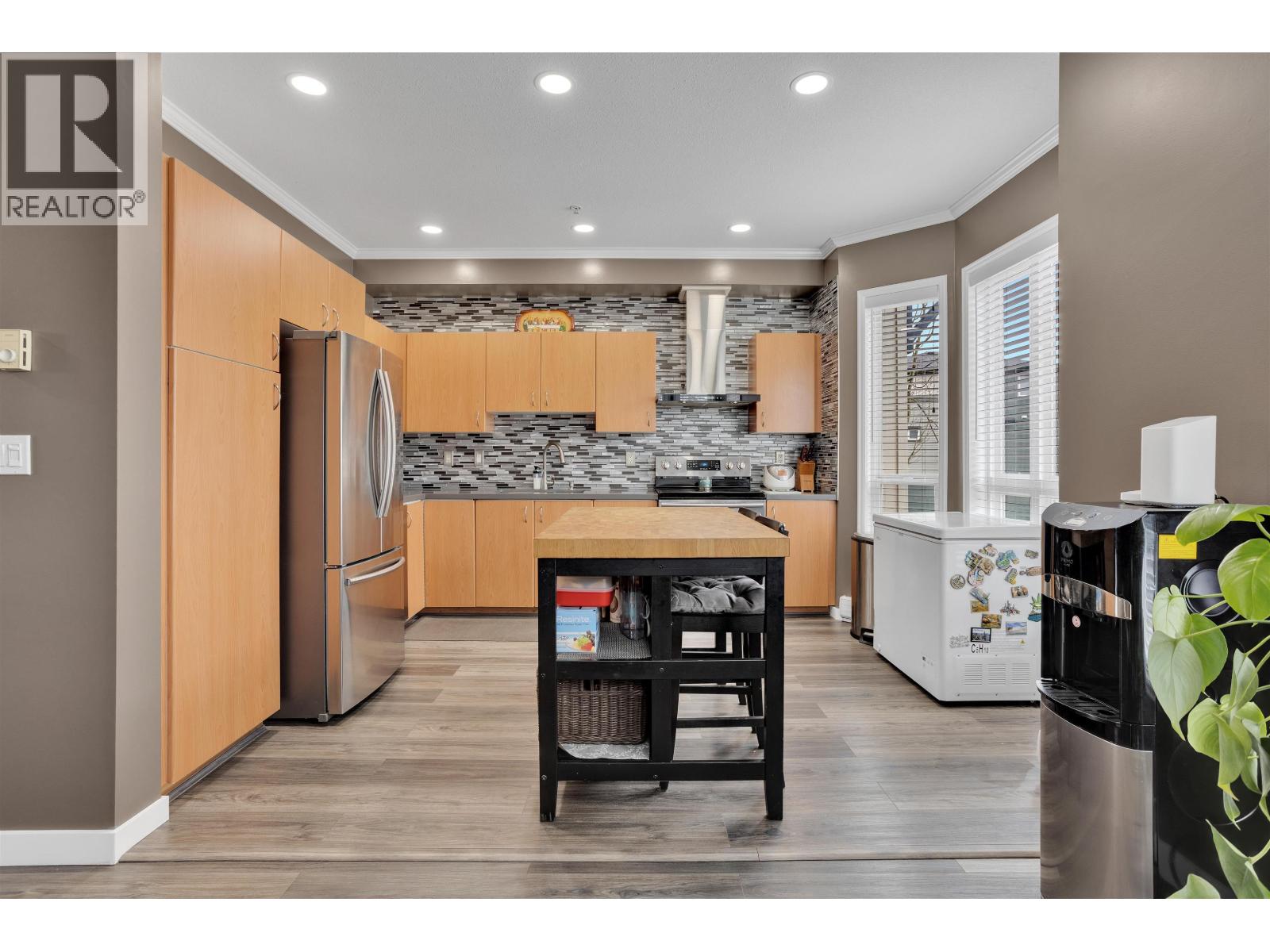 23 160 PEMBINA STREET, New Westminster