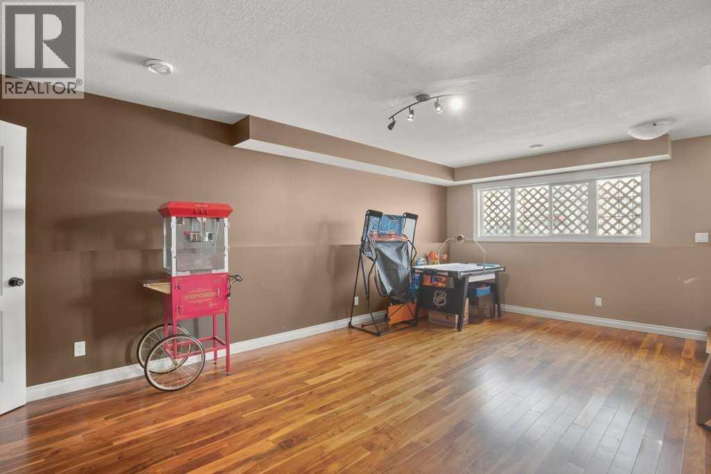 25 Hammond Close, Sylvan Lake