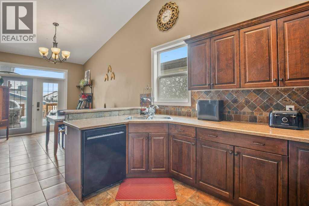 25 Hammond Close, Sylvan Lake