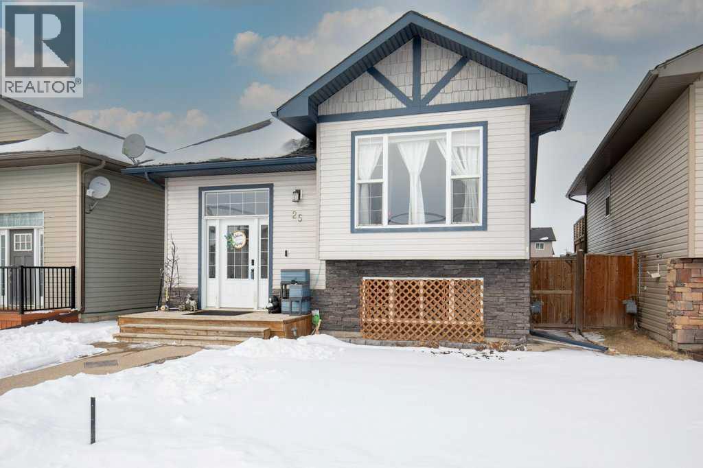 25 Hammond Close, Sylvan Lake