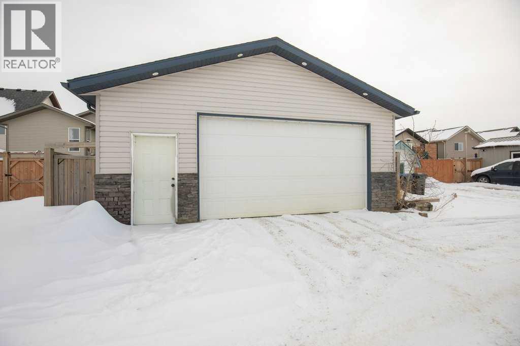 25 Hammond Close, Sylvan Lake
