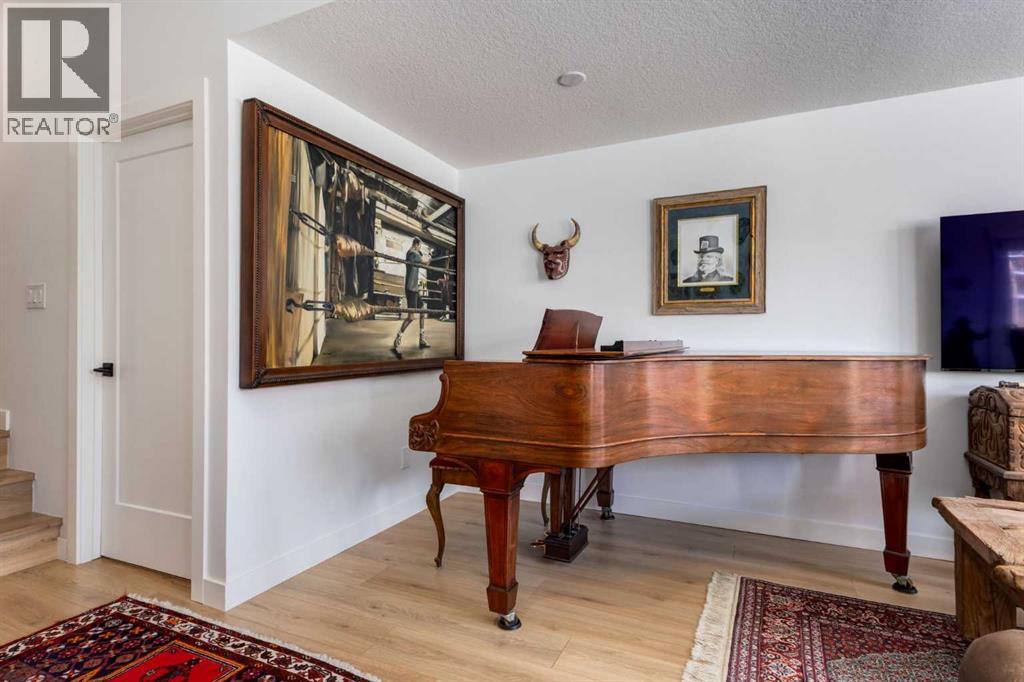 Single Family House for Sale in   Spring Willow Drive SW Springbank Hill Calgary 