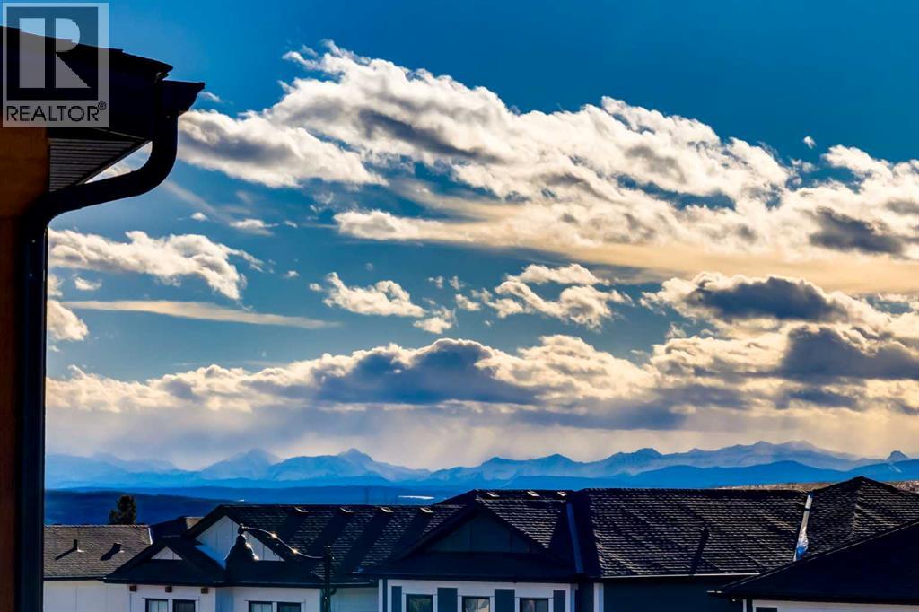 Single Family House for Sale in   Spring Willow Drive SW Springbank Hill Calgary 