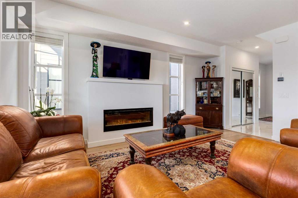 Single Family House for Sale in   Spring Willow Drive SW Springbank Hill Calgary 