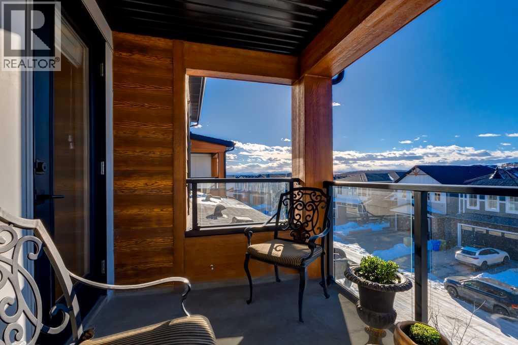 Single Family House for Sale in   Spring Willow Drive SW Springbank Hill Calgary 