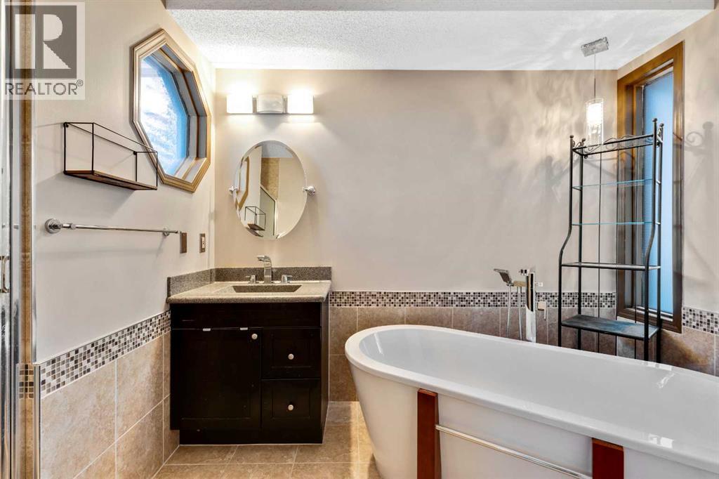 Single Family House for Sale in  Macewan Ridge Close NW MacEwan Glen Calgary 