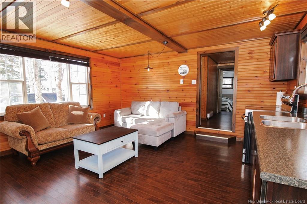 444 SQUARE LAKE - 10