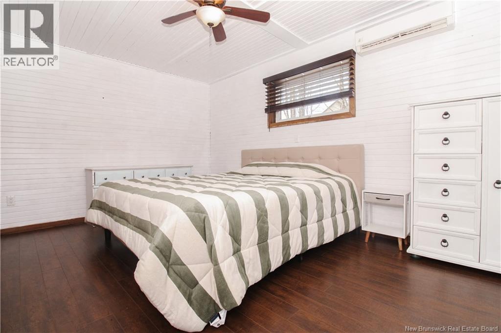 444 SQUARE LAKE - 20