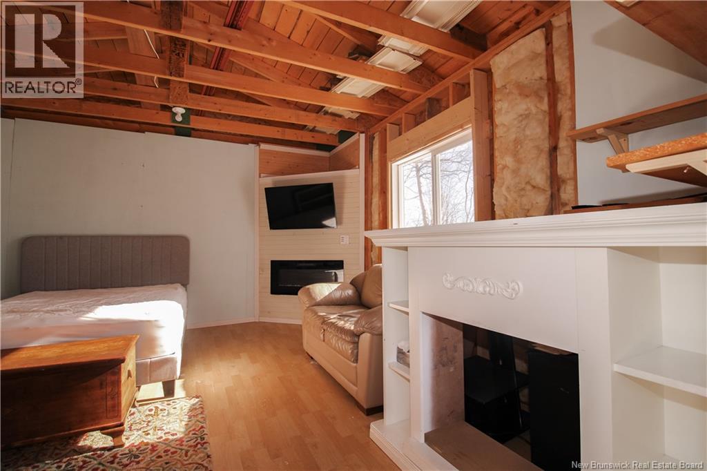 444 SQUARE LAKE - 25