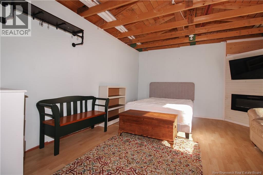 444 SQUARE LAKE - 26