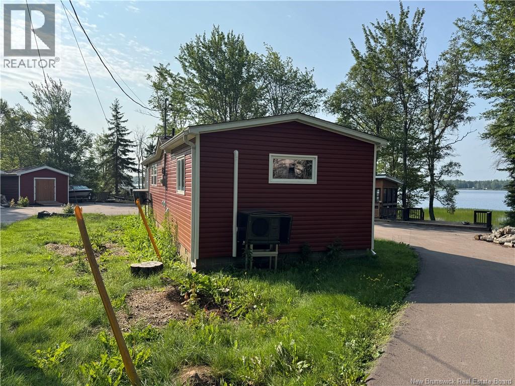 444 SQUARE LAKE - 7
