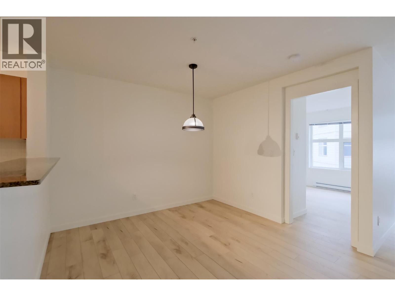 571 Yates Road Unit# 202, Kelowna