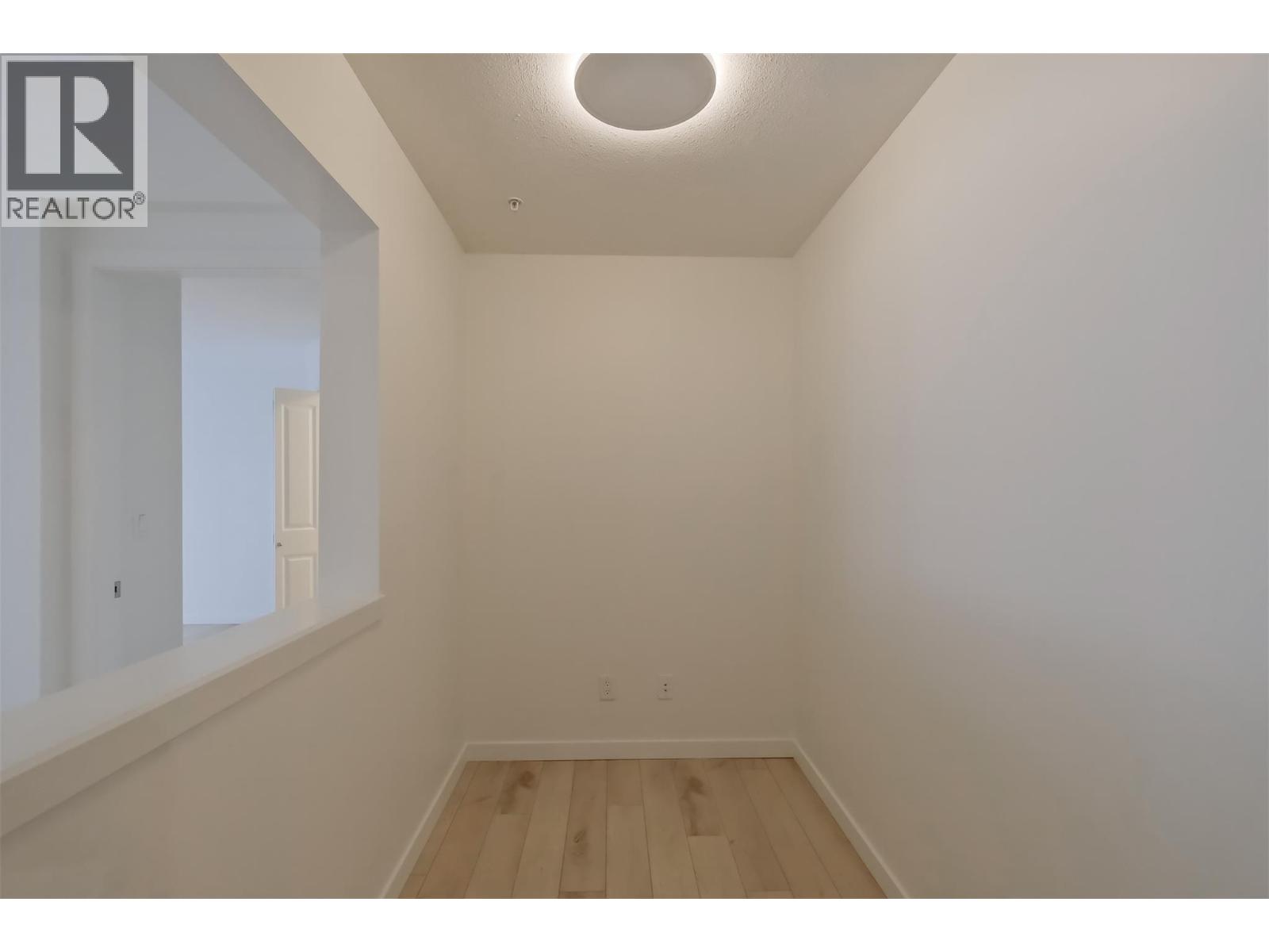 571 Yates Road Unit# 202, Kelowna