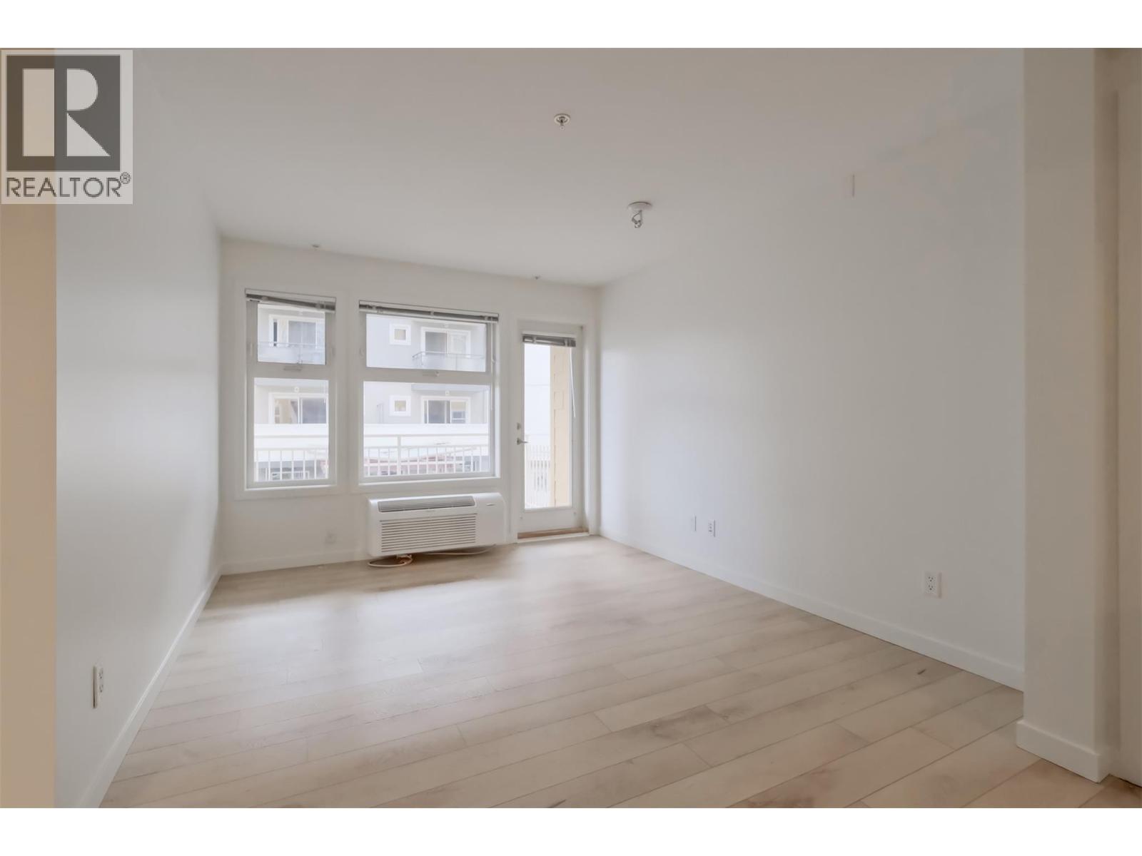 571 Yates Road Unit# 202, Kelowna