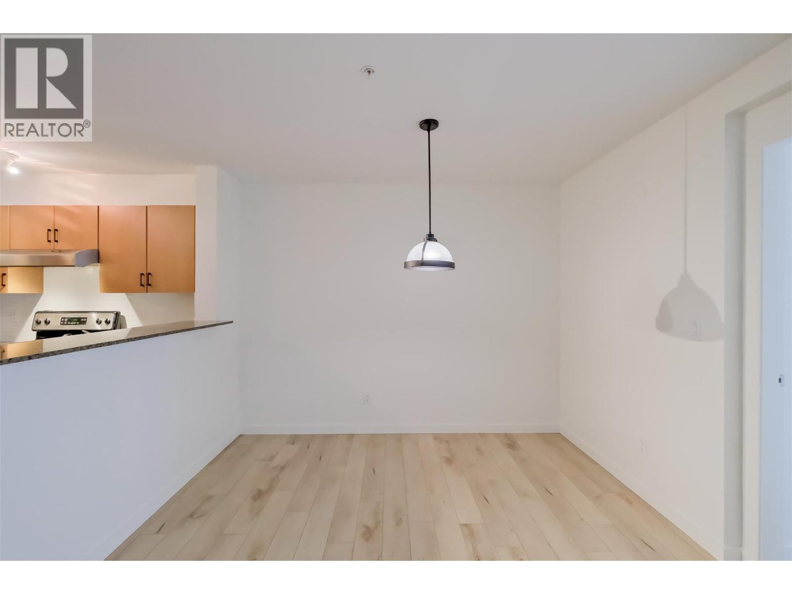 #202 571 Yates Road - 3