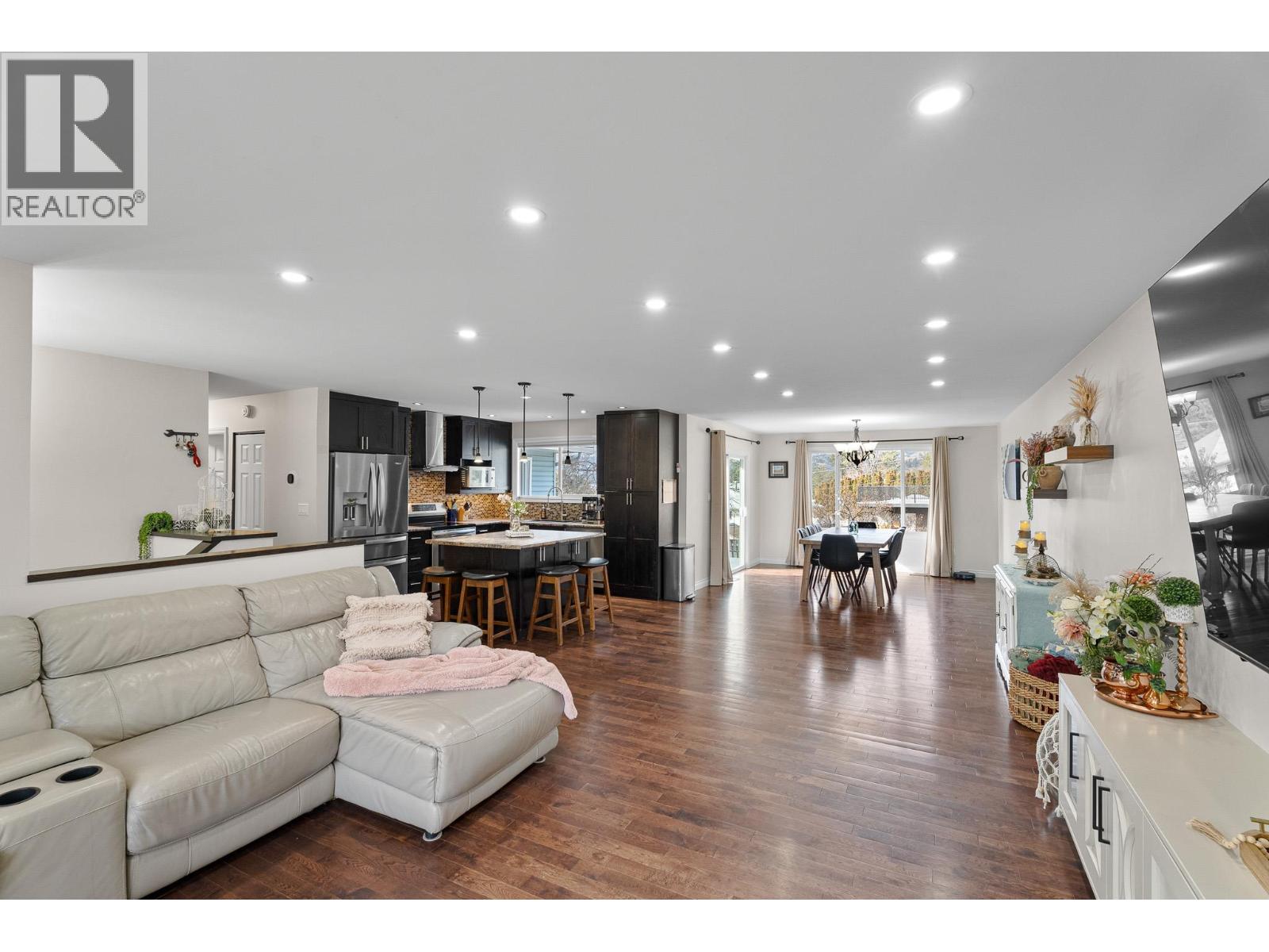 2337 Reid Place, Merritt