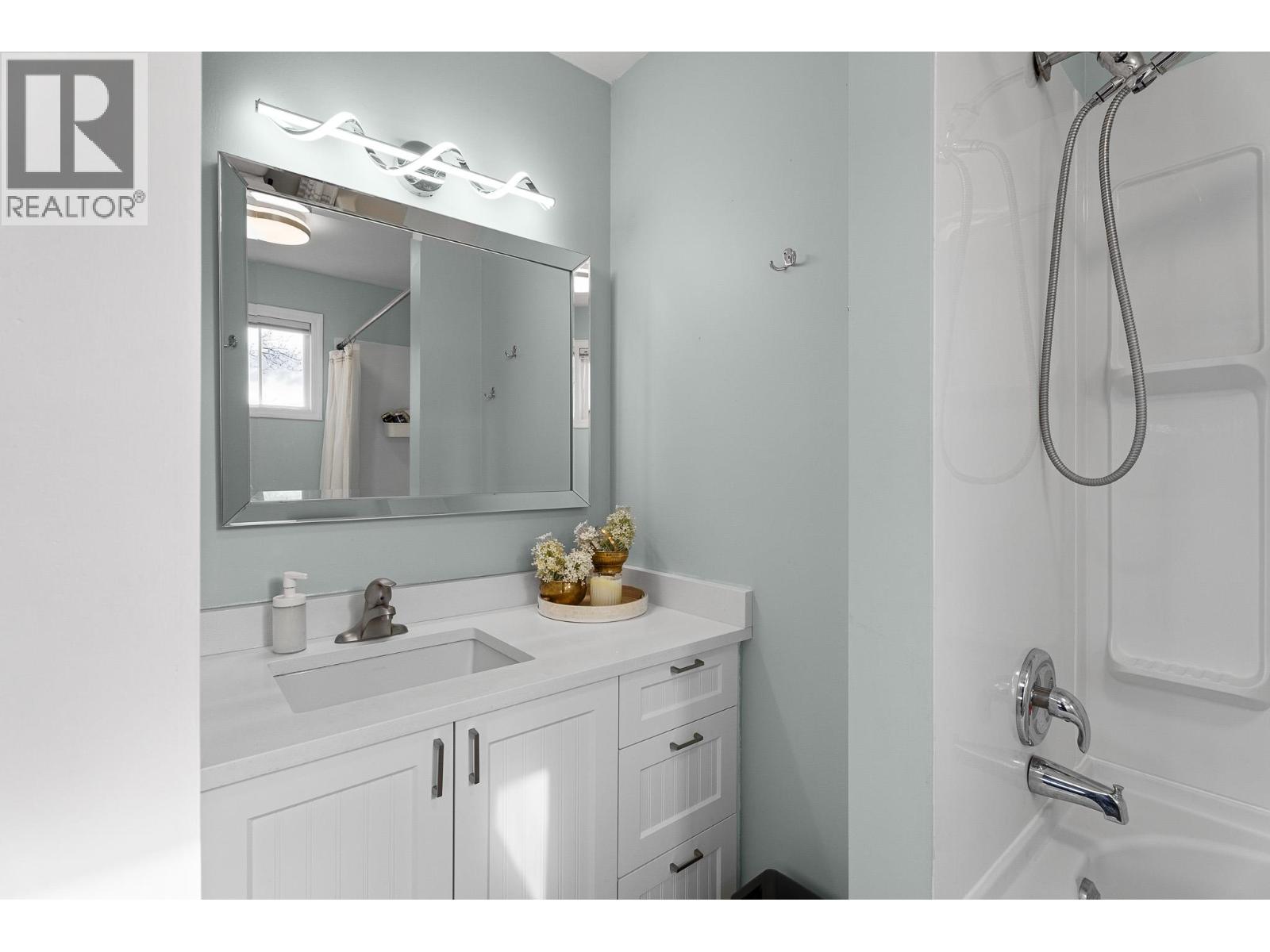 2337 Reid Place, Merritt