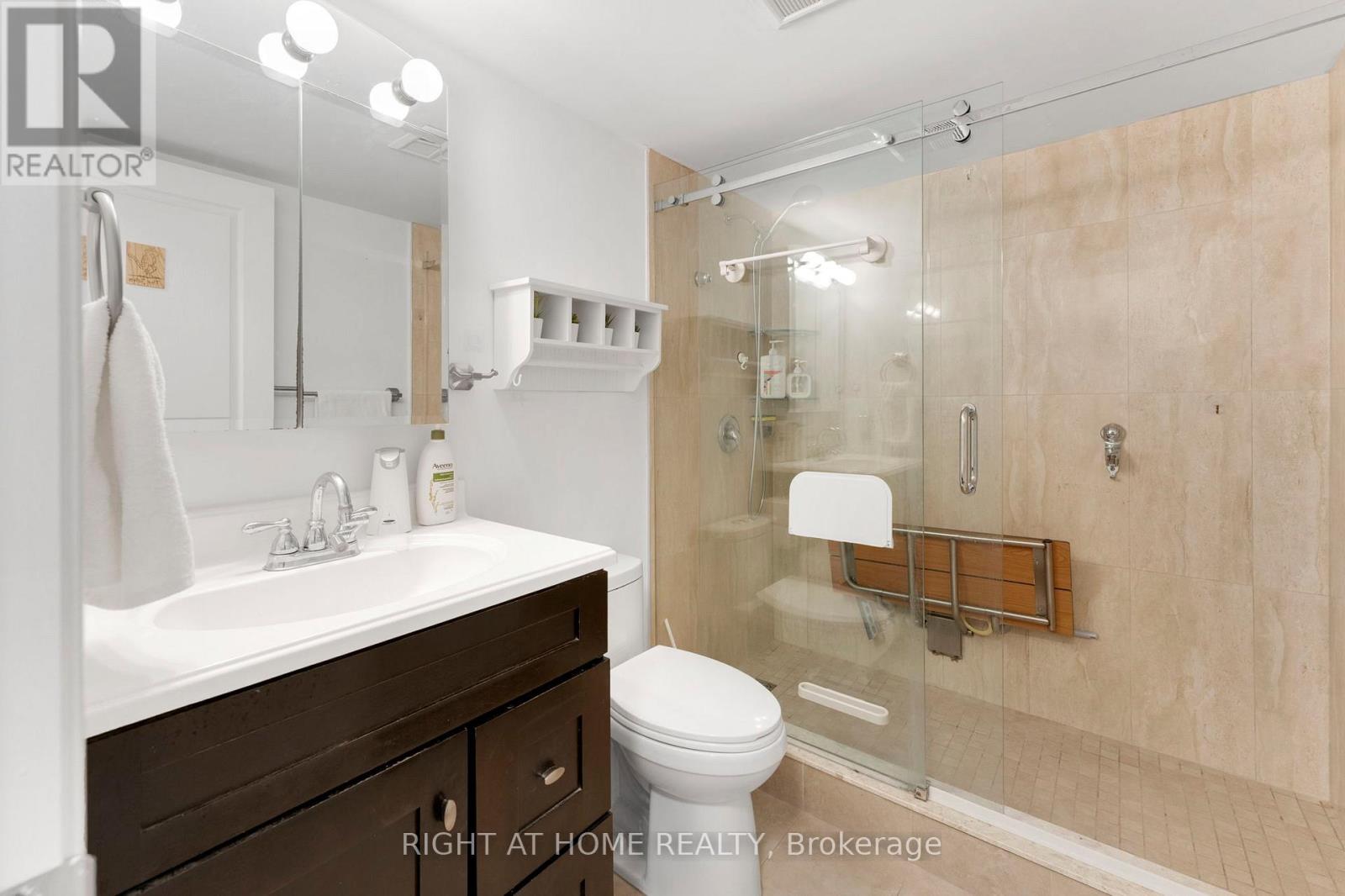 #1611 2545 ERIN CENTRE BOULEVARD - 29