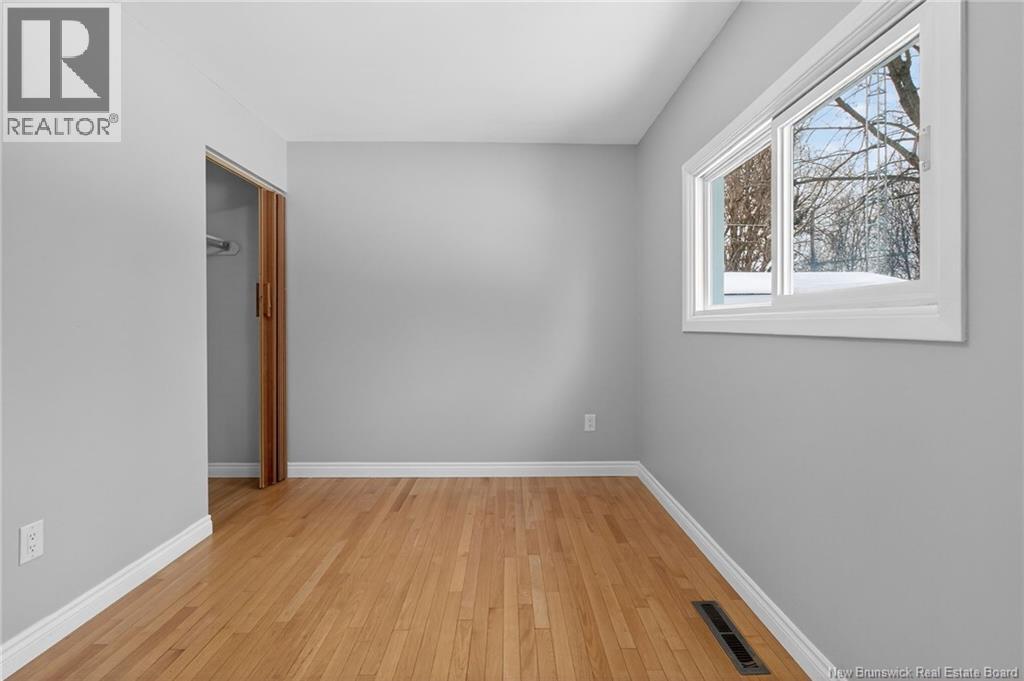 301 Buckingham Avenue - 16