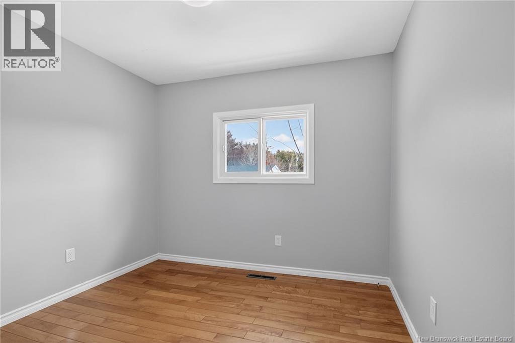 301 Buckingham Avenue - 12