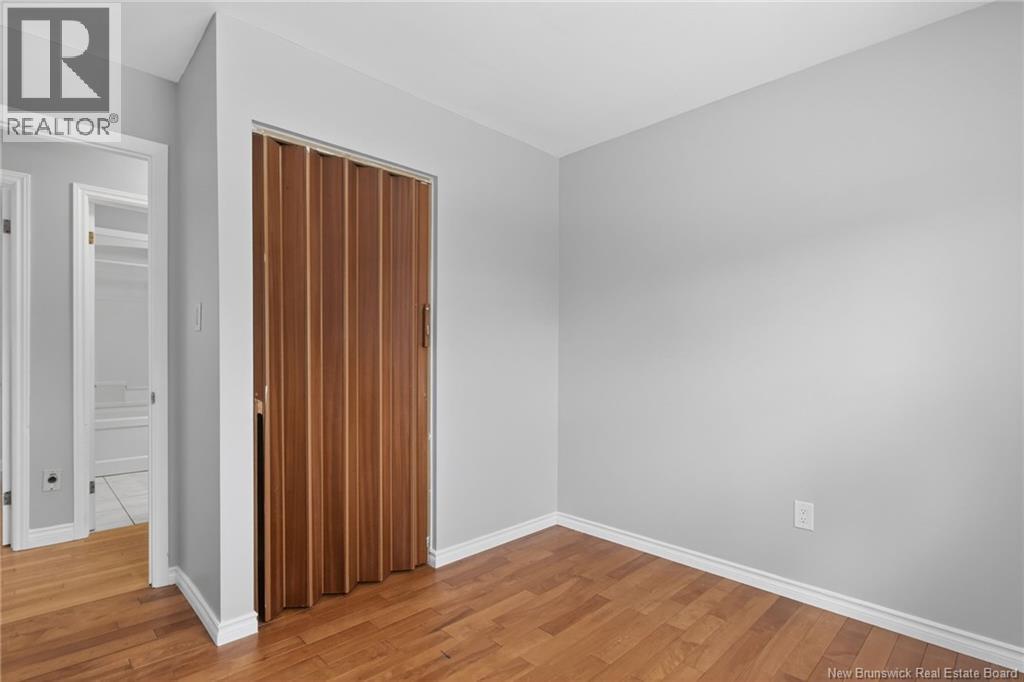 301 Buckingham Avenue - 13