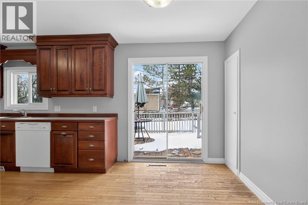 301 Buckingham Avenue - 7