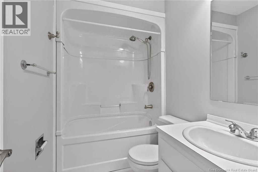 301 Buckingham Avenue - 10