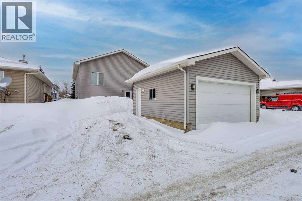 322 Plamondon Drive, Fort McMurray