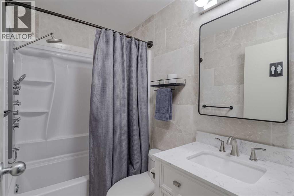 Single Family House for Sale in   Edenwold Heights NW Edgemont Calgary 