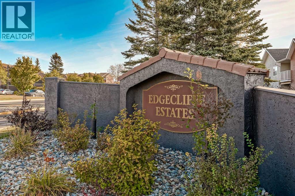 Single Family House for Sale in   Edenwold Heights NW Edgemont Calgary 