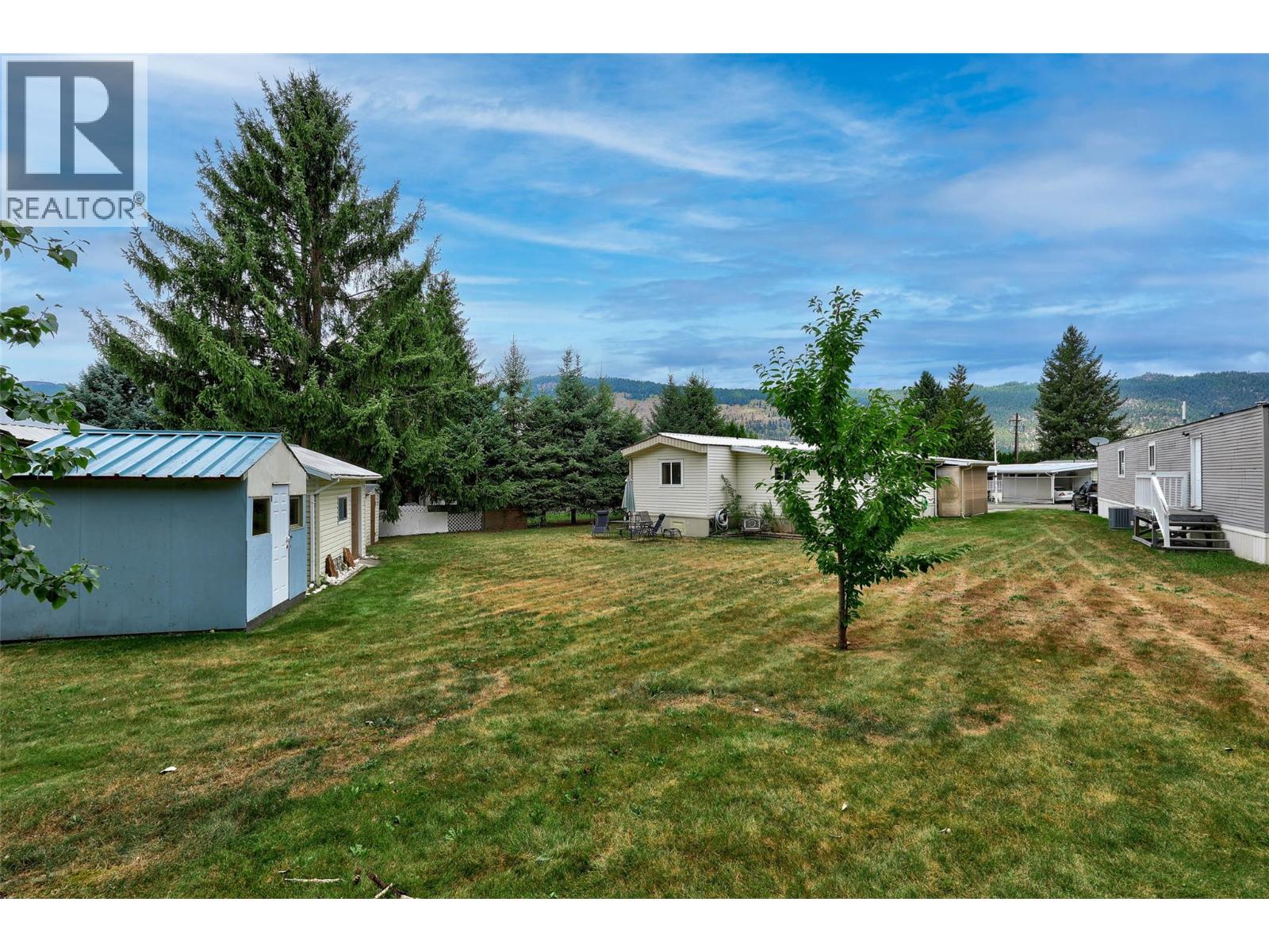 161 Shuswap Avenue Unit# 8, Chase