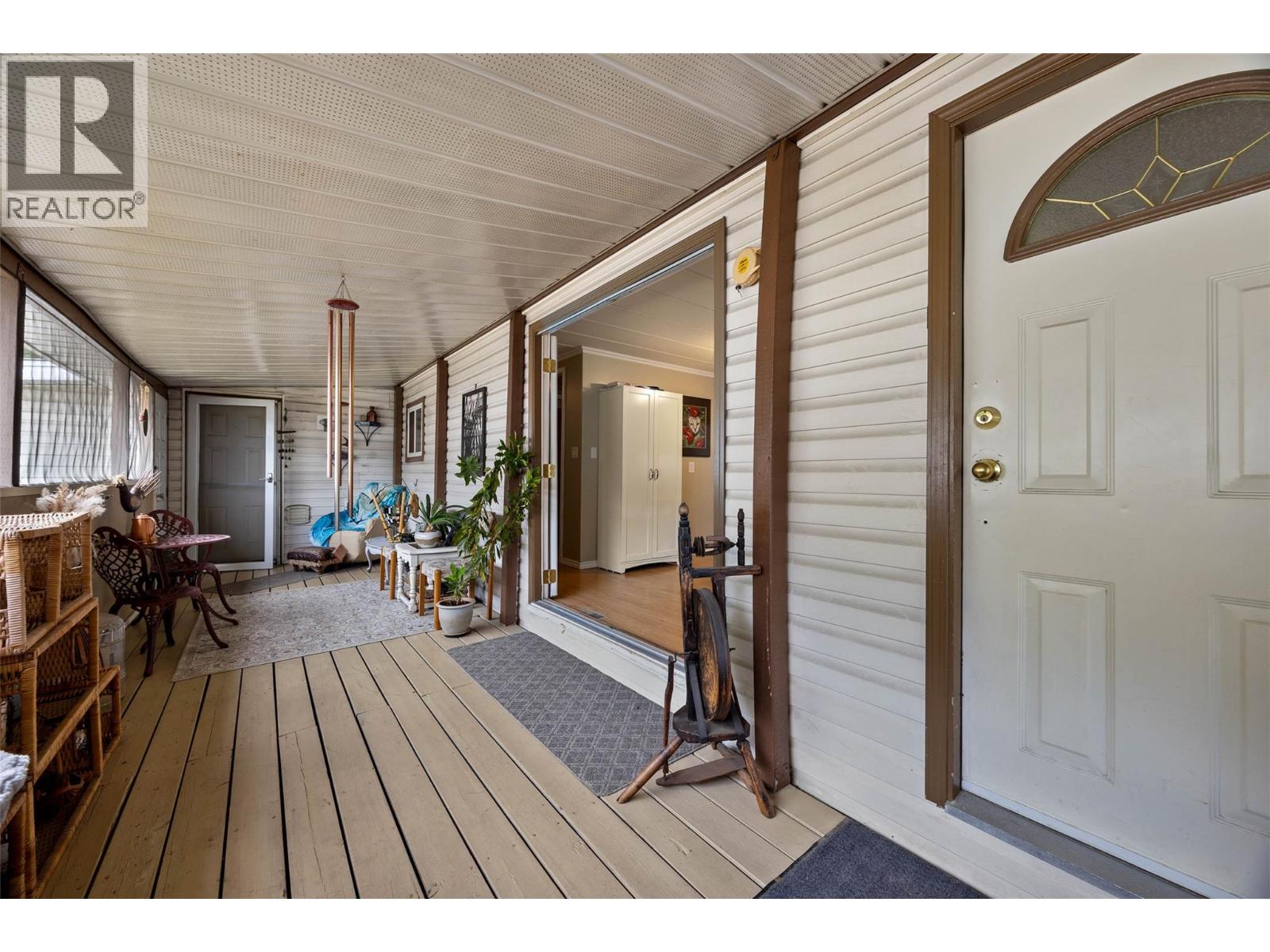 #8 161 Shuswap Avenue - 3