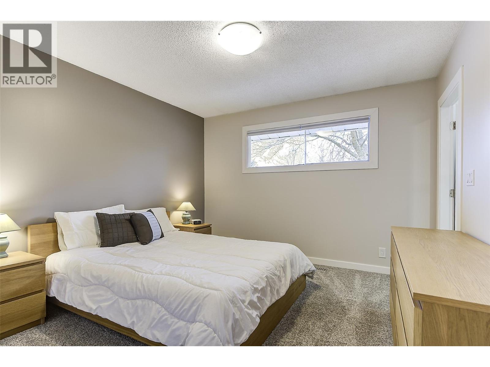  1631 Gillard Drive, Kelowna