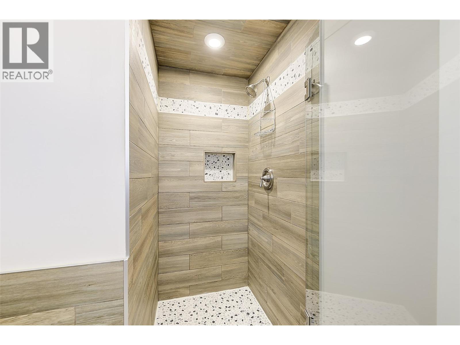  1631 Gillard Drive, Kelowna