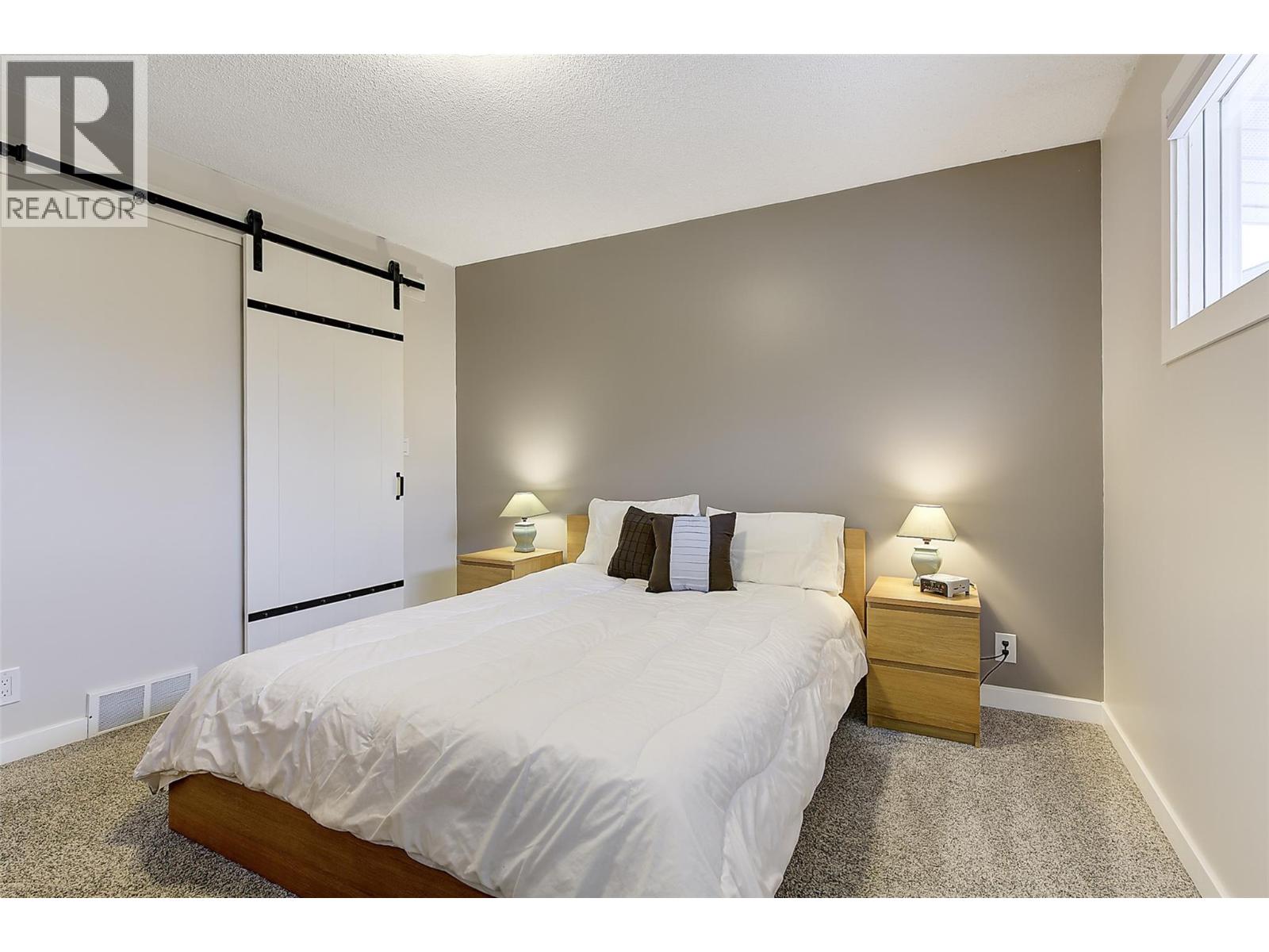  1631 Gillard Drive, Kelowna