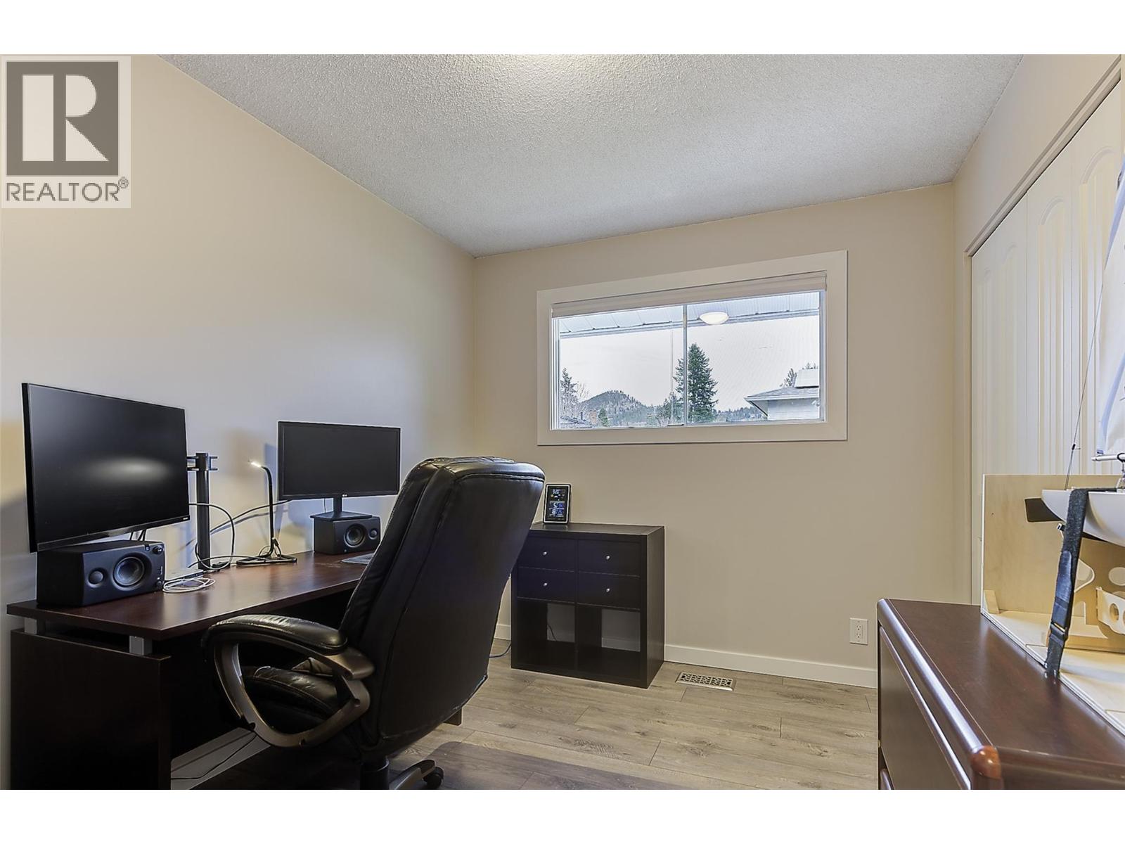  1631 Gillard Drive, Kelowna