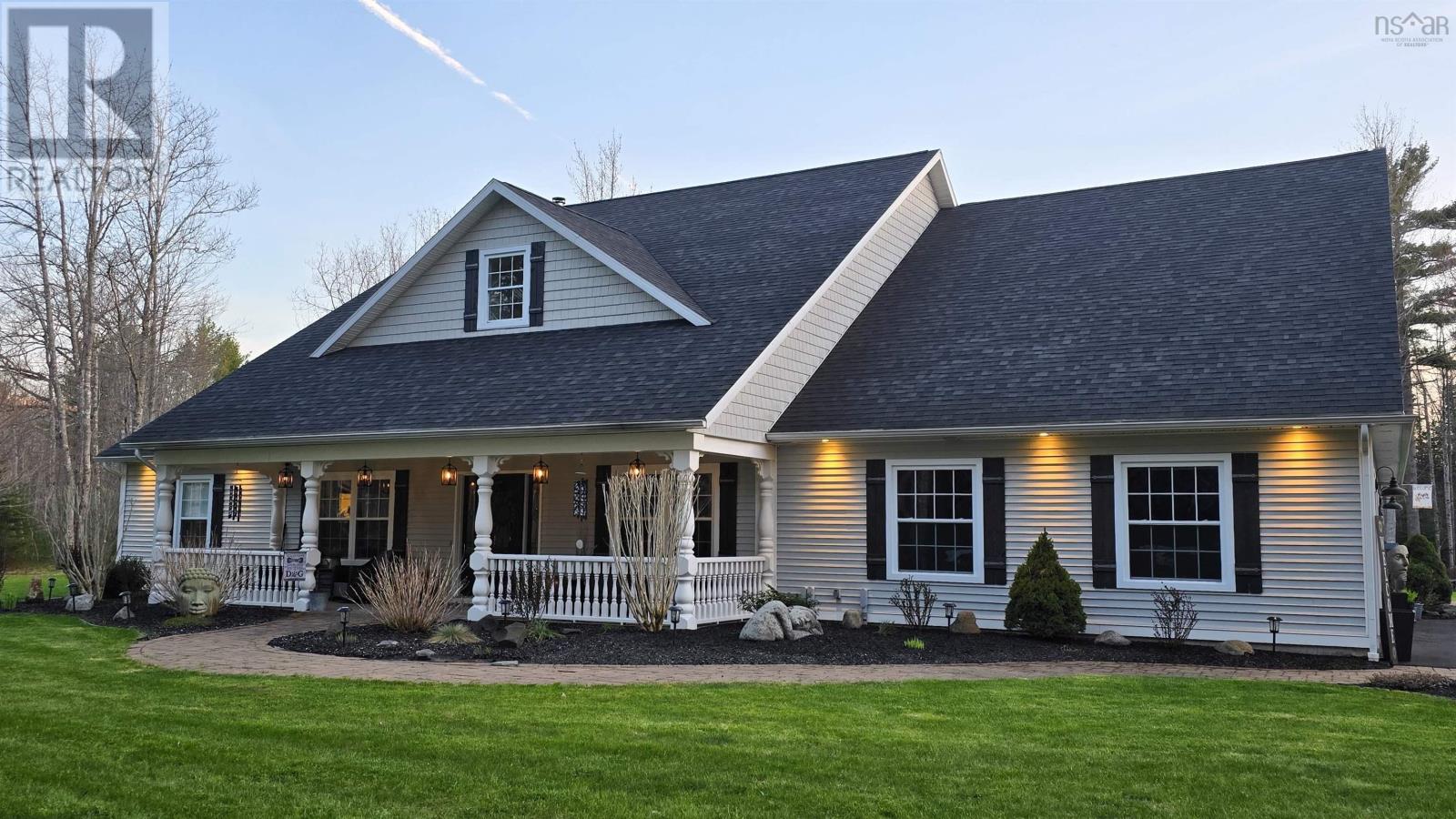 Property photo of 915 Bradley Street