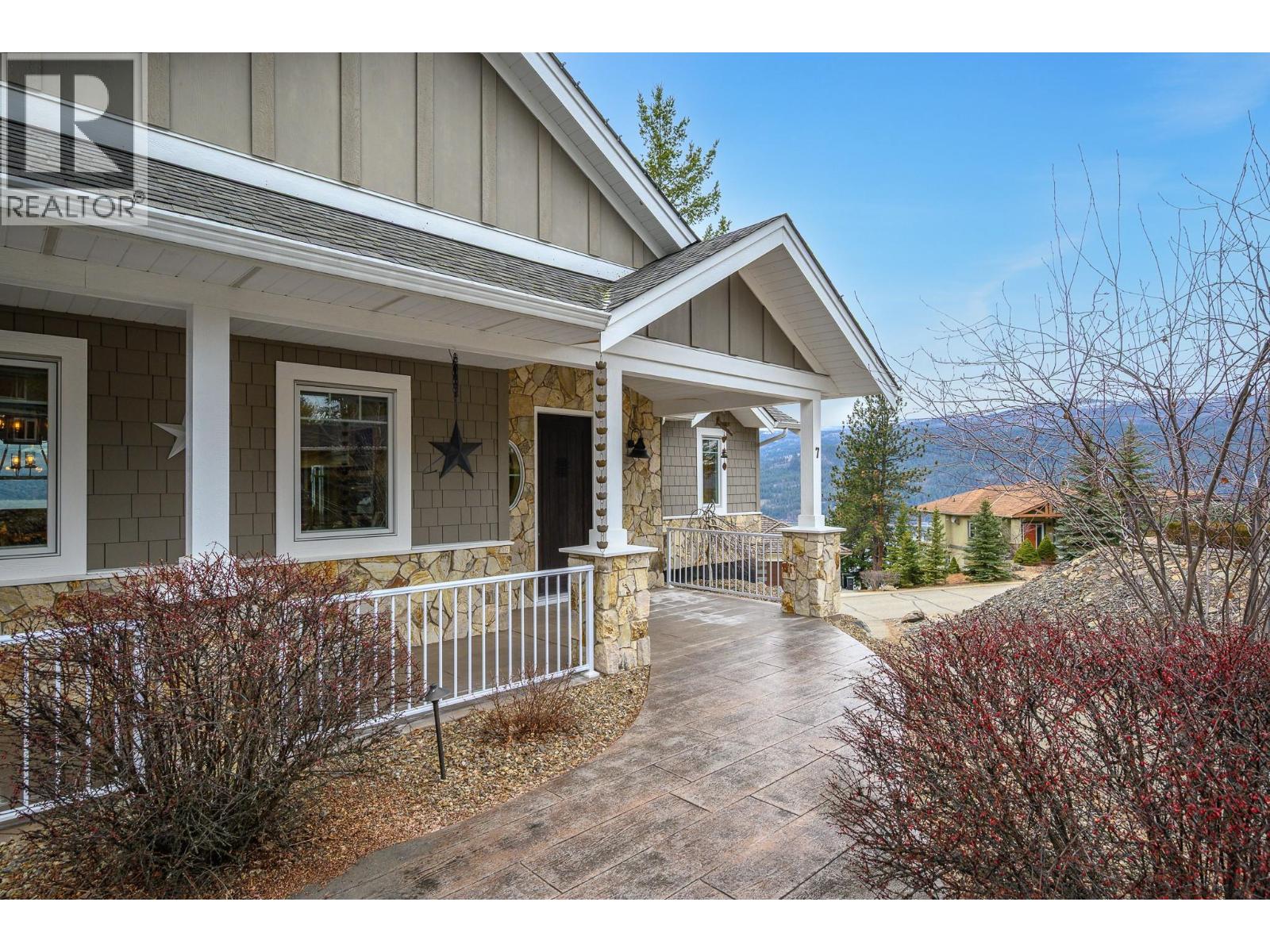 7 9196 Tronson Road, Vernon