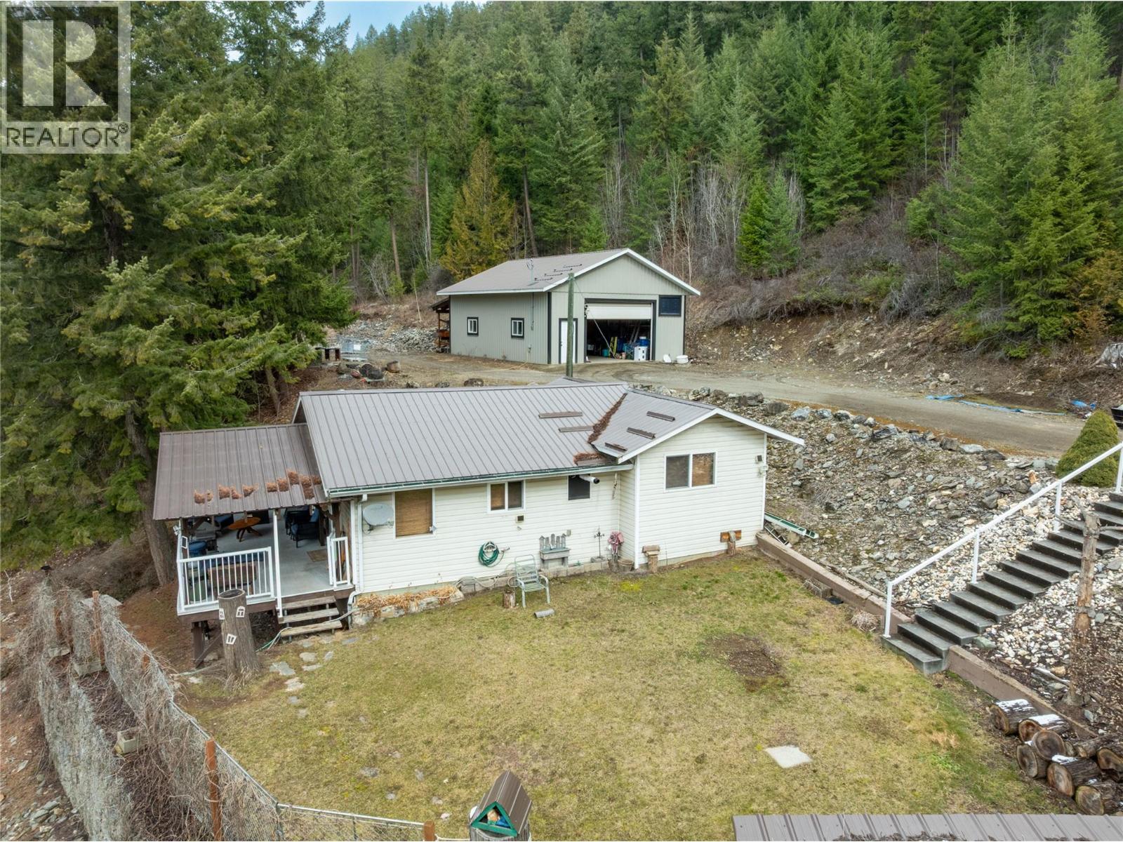  2770 Perris Road, Blind Bay
