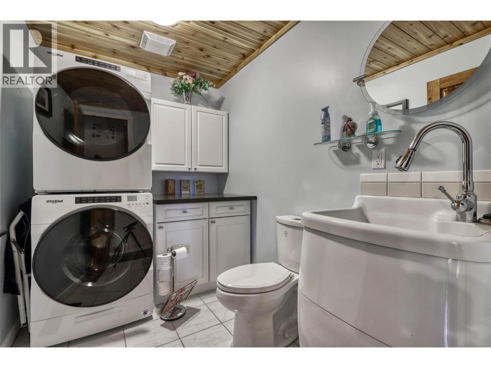  2770 Perris Road, Blind Bay