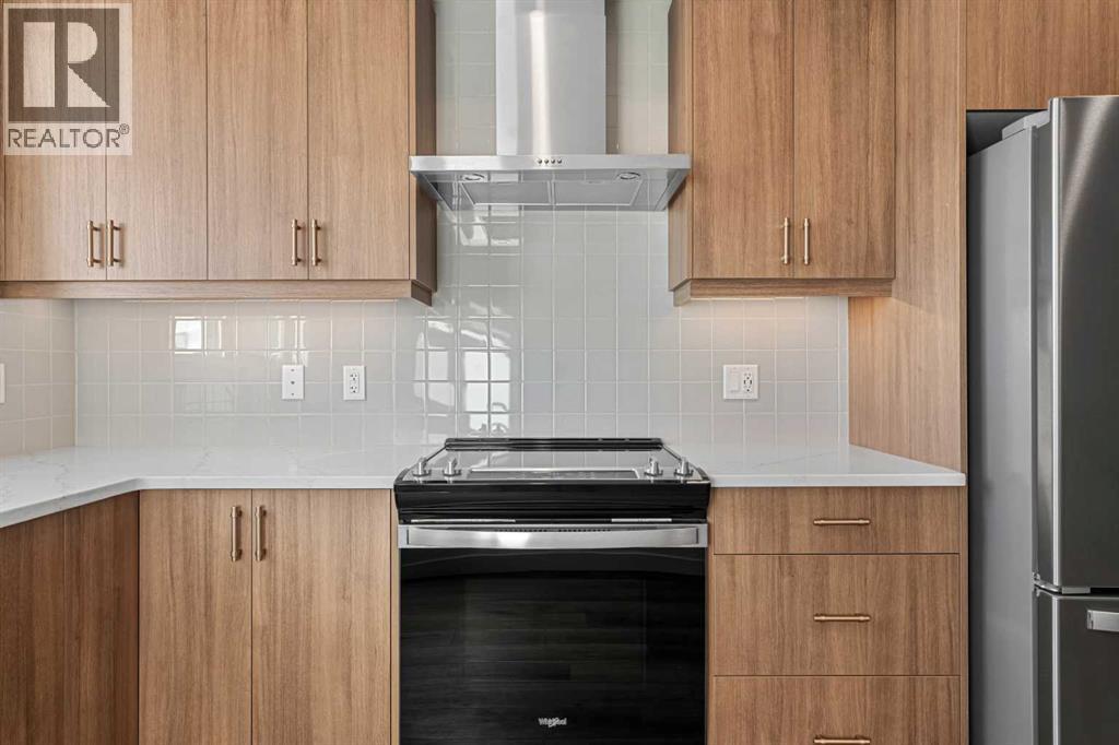 Single Family House for Sale in    Avenue SW West Springs Calgary 