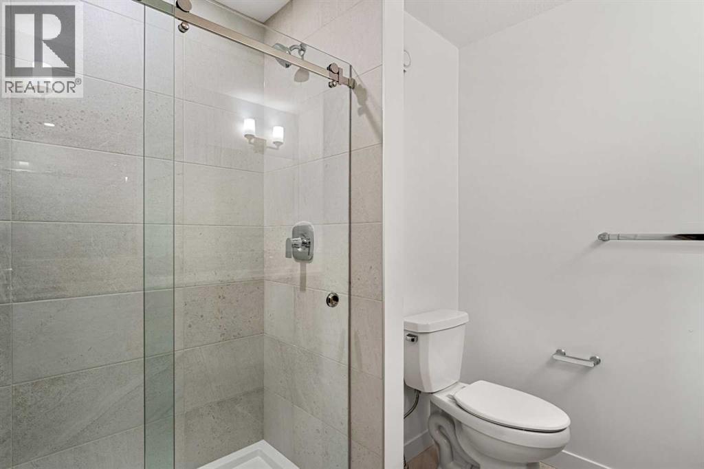 Single Family House for Sale in    Avenue SW West Springs Calgary 