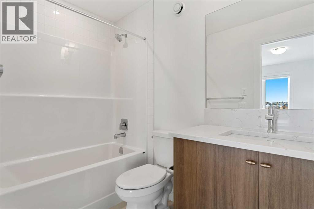 Single Family House for Sale in    Avenue SW West Springs Calgary 