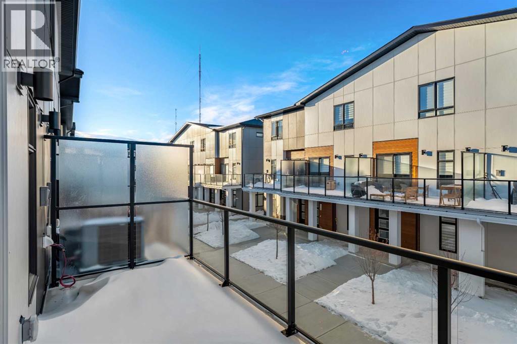 Single Family House for Sale in    Avenue SW West Springs Calgary 