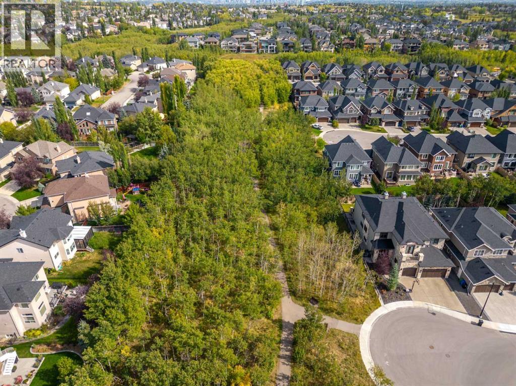 Single Family House for Sale in    Avenue SW West Springs Calgary 