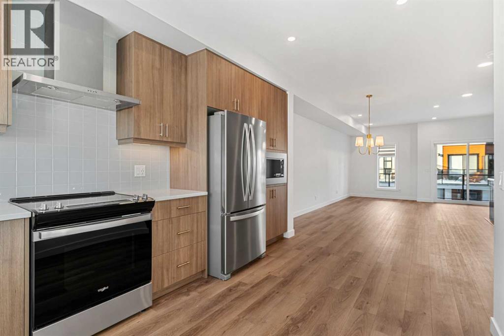 Single Family House for Sale in    Avenue SW West Springs Calgary 