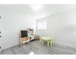 16755 16a Avenue, Surrey, BC V3Z0B4 Photo 32