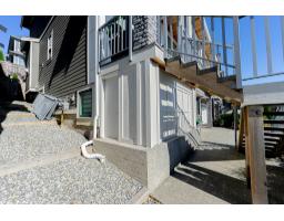 16755 16a Avenue, Surrey, BC V3Z0B4 Photo 40