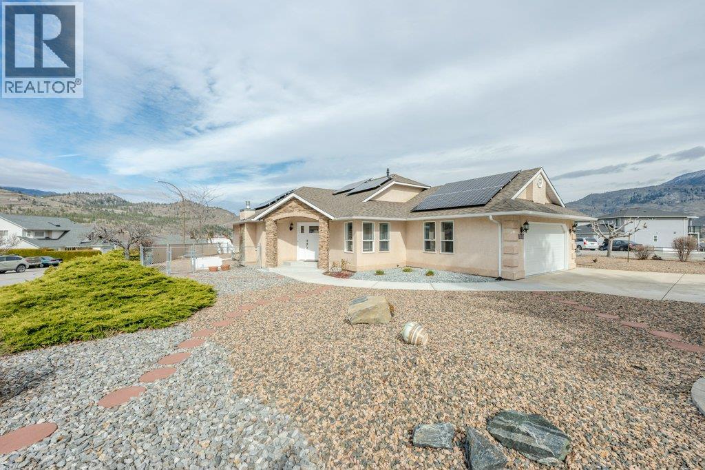 6756 Mountainview Drive, Oliver